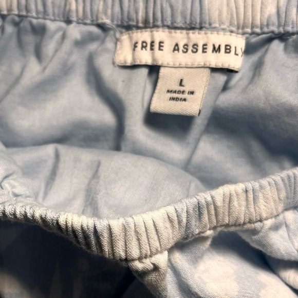 Free Assembly smocked ruched peasant boho baby doll shirt Blue gray white Large - Picture 9 of 10